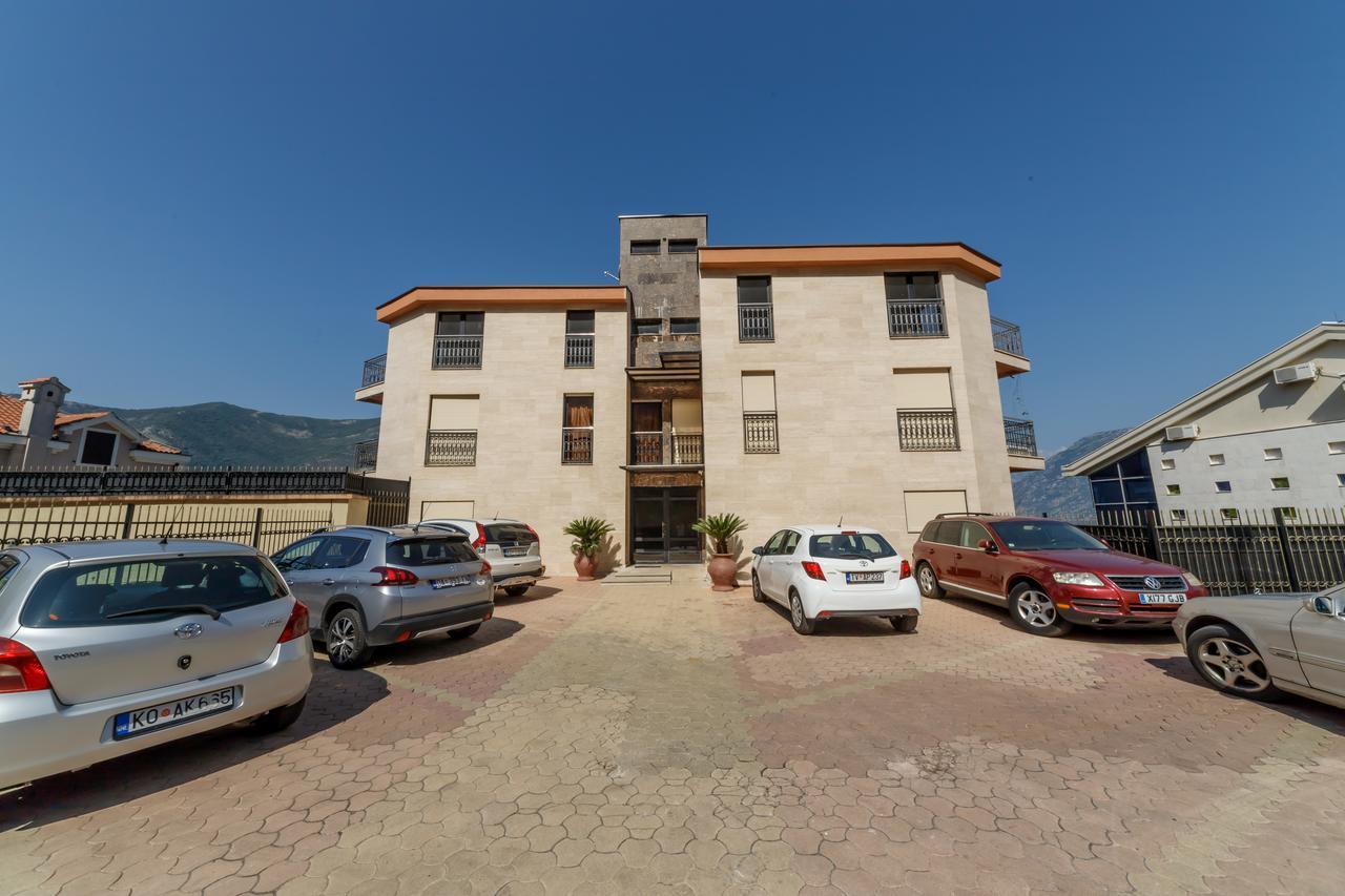 Apartments Coral Котор Экстерьер фото